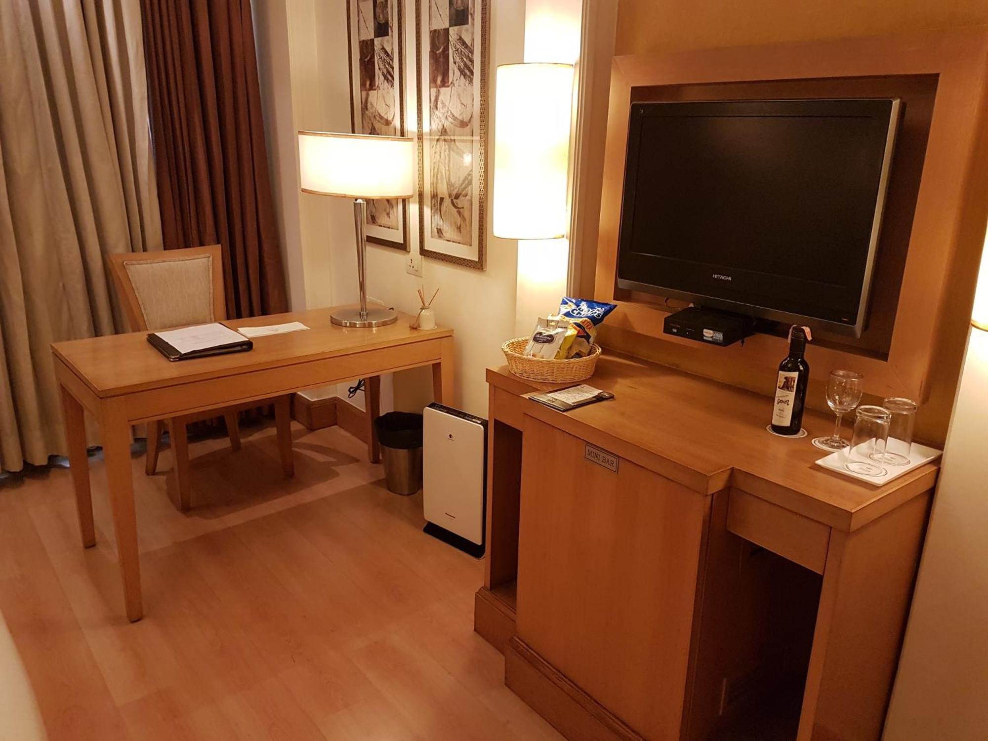 Dia Park Premier Hotel Gurgaon Kamer foto